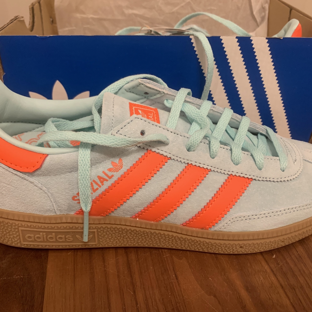 NWT Adidas Spezial Handball Cyan/Orange Women's 8